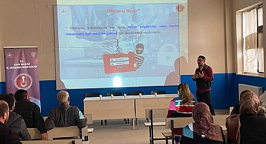 Akyaka'da vatandaşlara siber suçlar anlatıldı