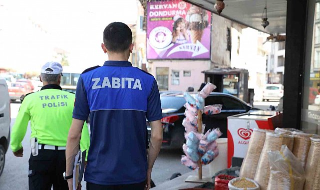 Alaca'da kaldırım işgallerine geçit verilmiyor