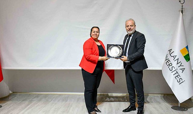 Alanya Üniversitesi'nde "Doğanın İzinde" zirvesi