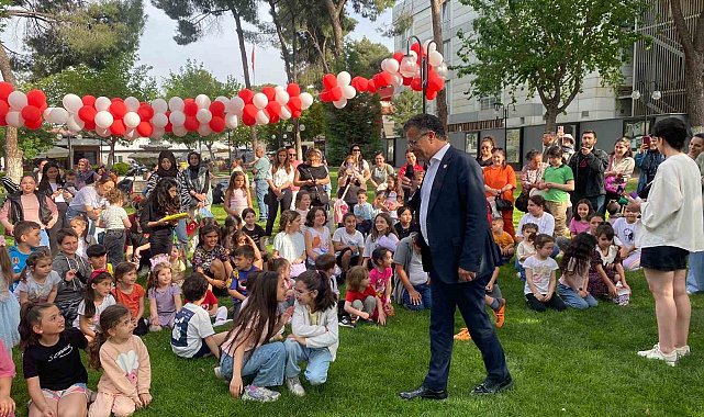 Alaşehir Belediyesi çocukları unutmadı
