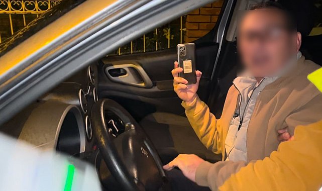 Alkollü sürücü zorluk çıkardı, yetmedi ekipleri kayda aldı