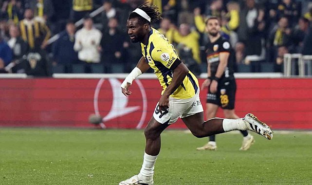Allan Saint Maximin 4. golüne imza attı