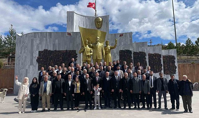 Alparslan Türkeş, Kayseri'de 30 ayrı camide dualarla anıldı