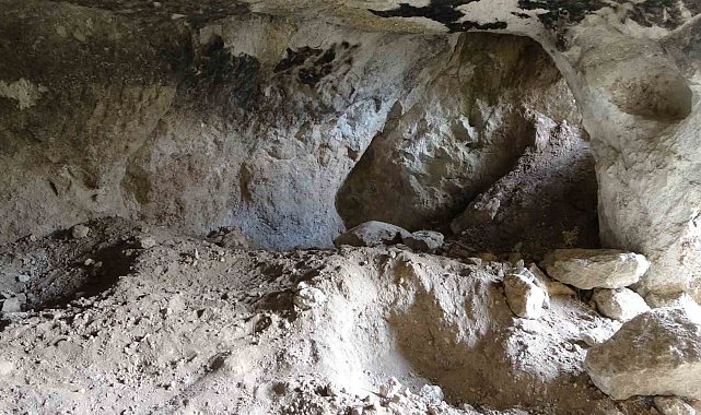 Altın söylentisi sit alanını define avcılarının hedefi yaptı