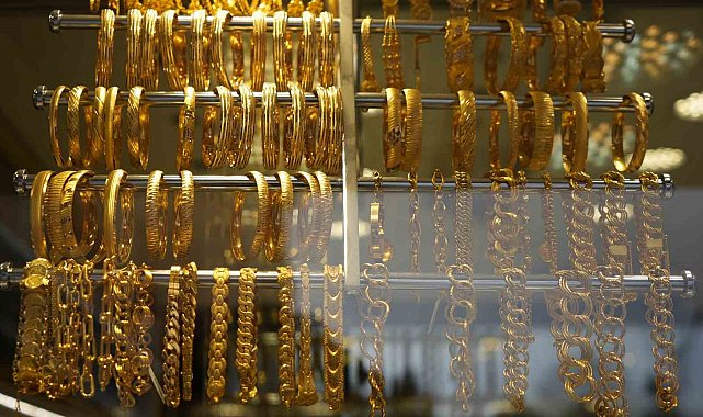 Altındaki fiyat artışına inat maliyetine satış başlattı