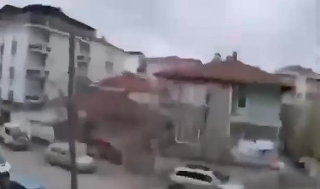 Amasya'da deprem anı kamerada