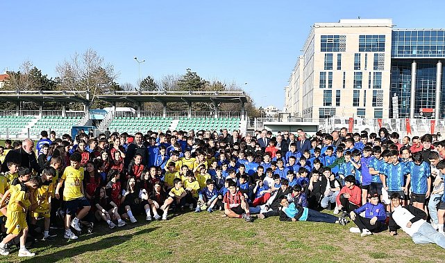 Amatör spora yaklaşık 3 milyon TL'lik malzeme desteği