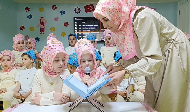 Anamurlu minikler Kur'an'a geçmenin sevincini yaşadı