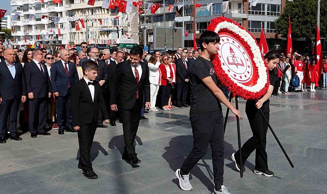 Antalya'da 23 Nisan Ulusal Egemenlik ve Çocuk Bayramı kutlamaları
