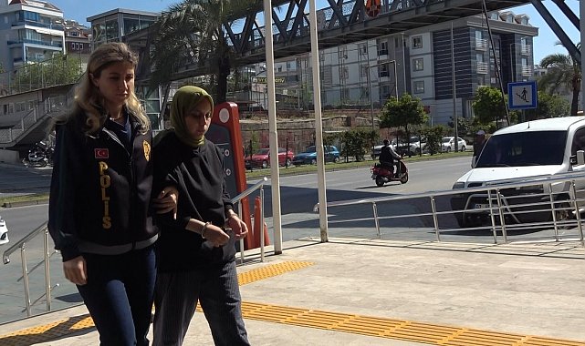 Antalya'da akıl almaz olay: 36 günlük bebeğini pencereden attı