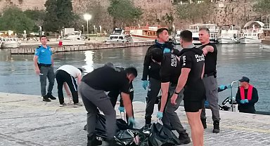 Antalya'da manzara izlerken falezlerden düşen yabancı uyruklu genç öldü