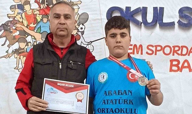 Arabanlı öğrenci, Türkiye Tekvando Şampiyonası'nda Gaziantep'i temsil edecek