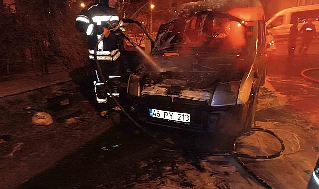 Araç alev topuna döndü, yürekler ağza geldi