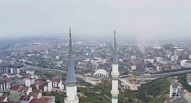 Arnavutköy'de depremde hasar alan cami mühürlendi