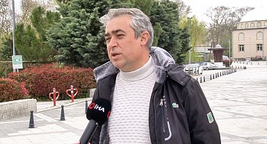 Arnavutköy'de zehirli tırtıl konvoyu kamerada