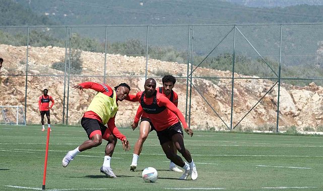 Atakaş Hatayspor, Beşiktaş maçının hazırlıklarına başladı