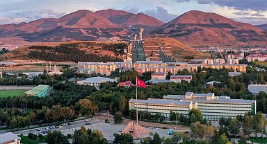 Atatürk Üniversitesinin Akreditasyon başarılarına iki yeni program daha eklendi