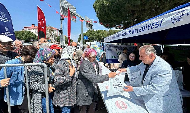 Aydın Büyükşehir Belediyesi, Karacasu'da 20 bin fide dağıttı