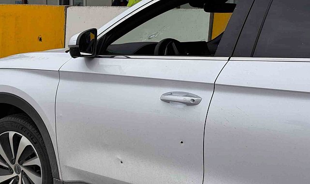 Aydın'da silahlı saldırı: Şahıs otomobili ile jandarma uygulama noktasına sığındı