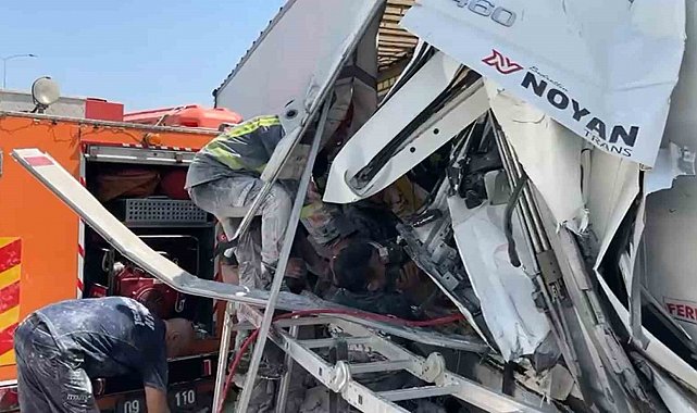 Aydın'da tırlar birbirine girdi: 1 yaralı