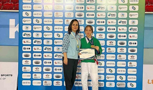 Ayşenaz Tosun, Gençler Avrupa şampiyonu oldu