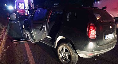 Ayvalık'ta seyir halindeki traktöre otomobil arkadan çarptı: 1 ölü, 2 yaralı