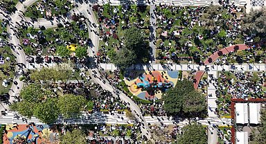 Bahçelievler'de vatandaşlar parklara akın etti