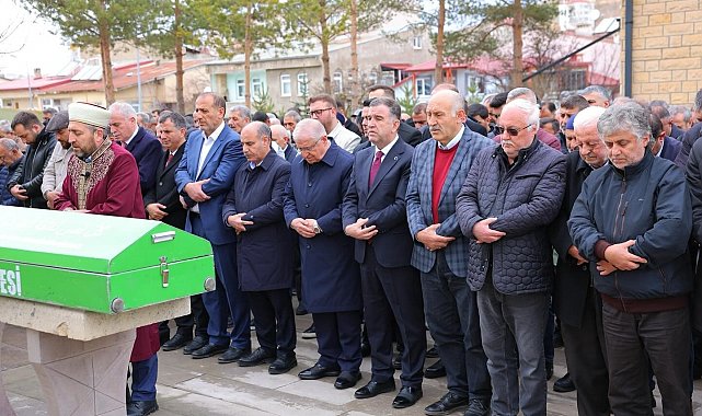 Bakan Güler, Bayburt'ta cenaze namazına katıldı