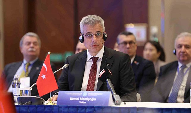 Bakan Memişoğlu: "Biz Türkiye olarak son 20 yılda esasında sağlıkta büyük bir değişim süreci yaşadık"