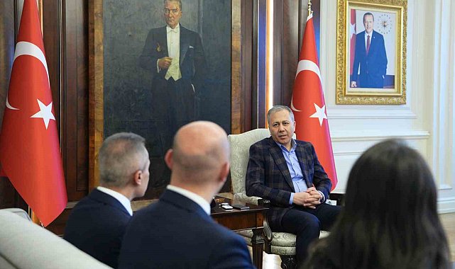 Bakan Yerlikaya, Göç İdaresi Başkanlığı'nın 12'nci kuruluş yıl dönümünü kutladı