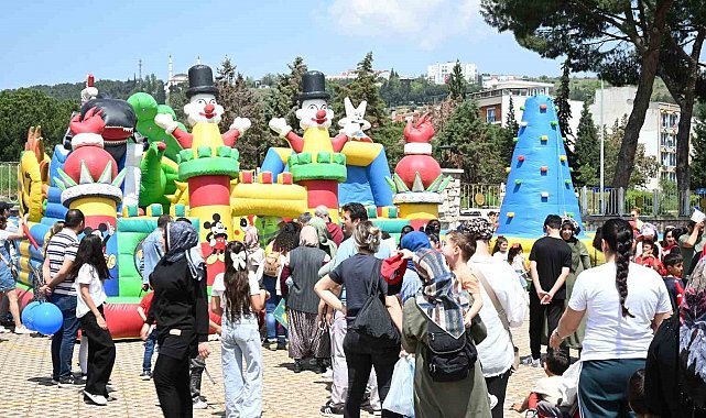 Başkan Çerçioğlu'ndan çocuklara 23 Nisan hediyesi