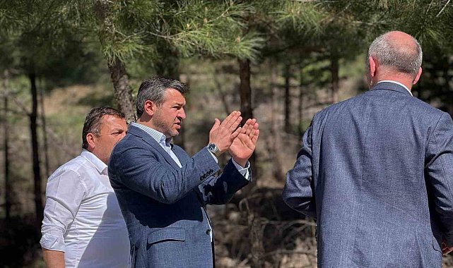 Başkan Çetinkaya Karabük Mahallesi'ndeki çalışmaları inceledi