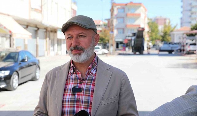 Başkan Çolakbayrakdar: Bu yaz döneminde de asfaltlanmadık yer kalmayacak"