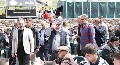 Başkan Çolakbayrakdar: "Hizmetlerimizle kırsalın yaşam kalitesini artırıyoruz"