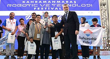 Başkan Görgel:"Türkiye Yüzyılının teminatı gençlerimizin yanındayız"