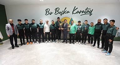 Başkan Hasan Kılca şampiyon sporcuları ağırladı