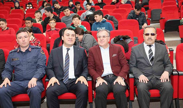 Başkan Özdoğan: "Gençlerimizin başarısı geleceğimizin teminatıdır"