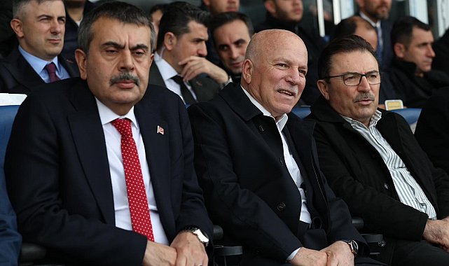 Başkan Sekmen'den Bakan Tekin'e destek