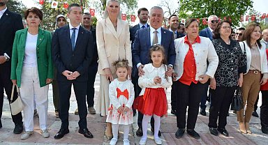 Başkan Subaşı, CHP'den alternatif çelenk sunma törenine katıldı