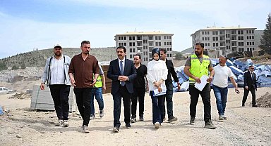 Başkan Taşkın: "Hedef, Ak Oğuz Kışlası'ndaki konutları Ekim sonuna yetiştirmek"