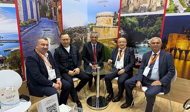 Başkan Topaloğlu, Kazakistan fuarında temaslarını sürdürüyor