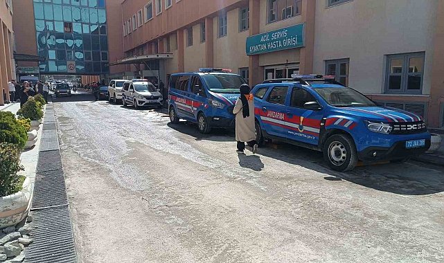 Batman'da asker kazara kendini vurarak ağır yaralandı