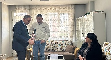 Batman'da gaziye akıllı baston hediye edildi