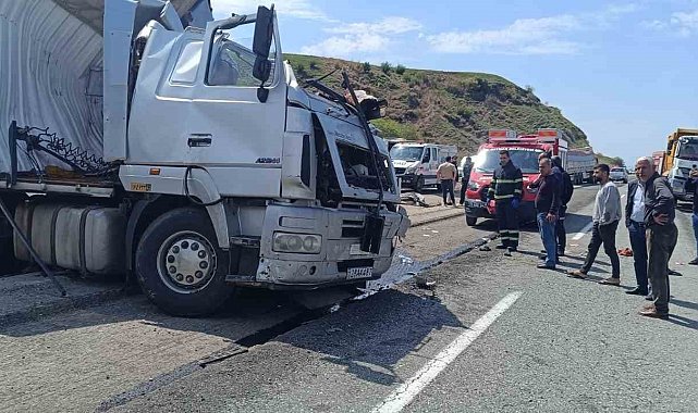 Batman'da iki tır çarpıştı: 1 ölü, 1 yaralı