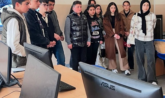 Bayburt'ta lise tanıtım gezileri başladı