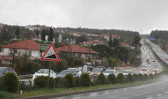 Bayram tatili dönüş yolunda oluşan trafik yoğunluğu çileye döndü