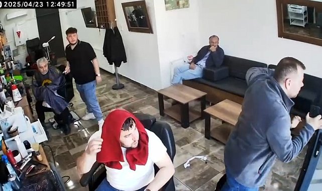 Berberde deprem paniği: Traşı bırakıp kaçtılar