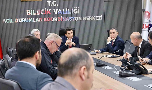 Bilecik'te deprem sonrası 'Kriz Masası' toplandı