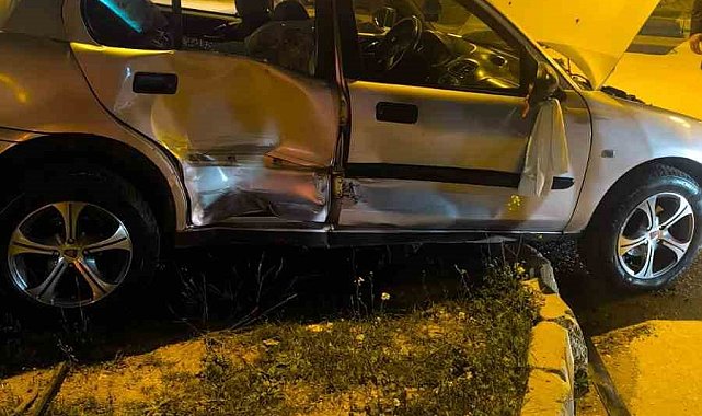 Bilecik'te otomobil ile halk otobüs çarpıştı: 3 yaralı