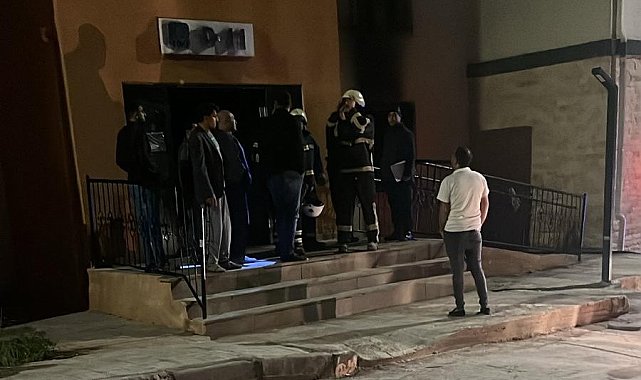 Binada çıkan yangın korku ve paniğe neden oldu